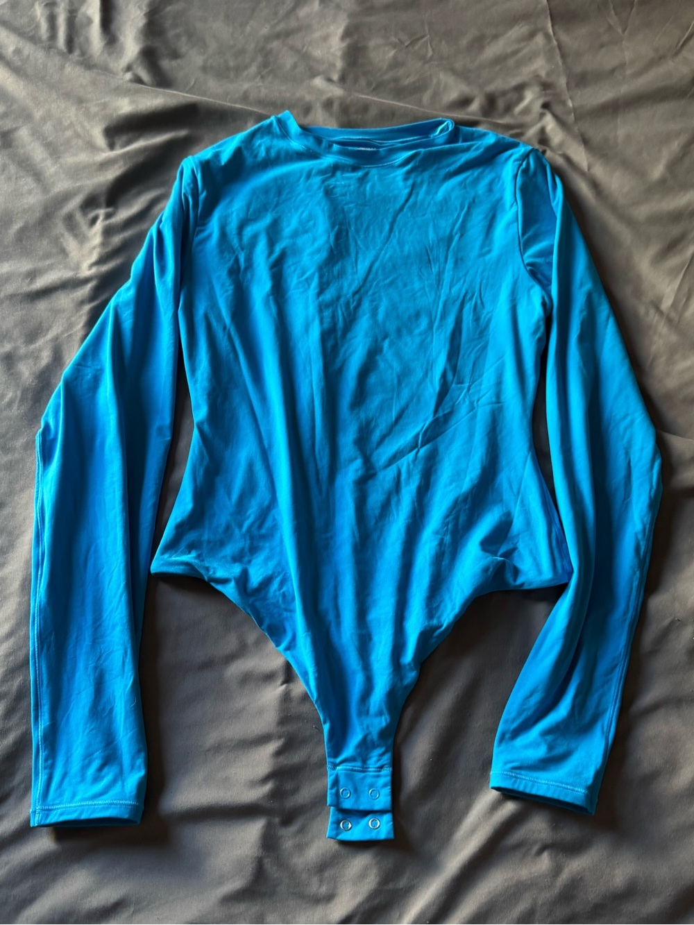 SKIMS BRIGHT BLUE LONG SLEEVE CREW NECK BODY SUIT